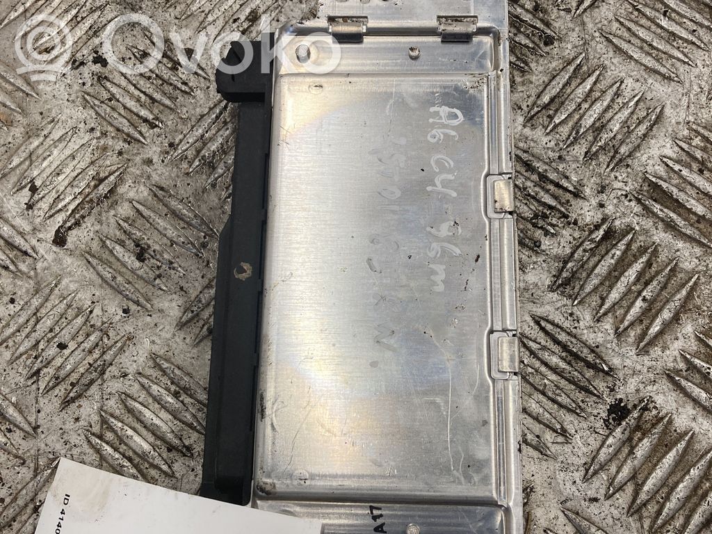 Unidad de control/módulo del ABS   4D0907379D