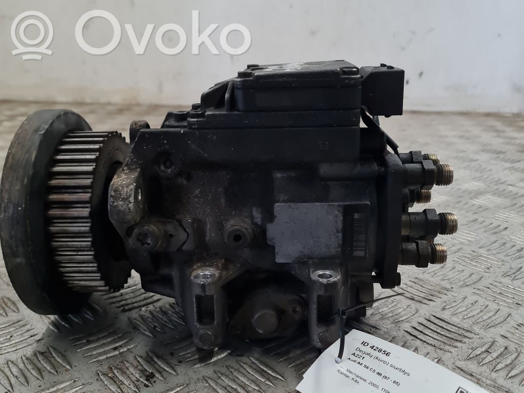 Audi A6 S6 C5 4B Degvielas sūknis 