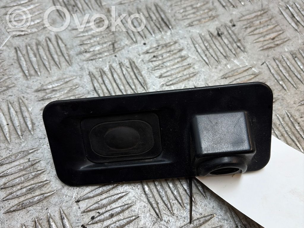 Jaguar E-Pace Tailgate handle with camera 