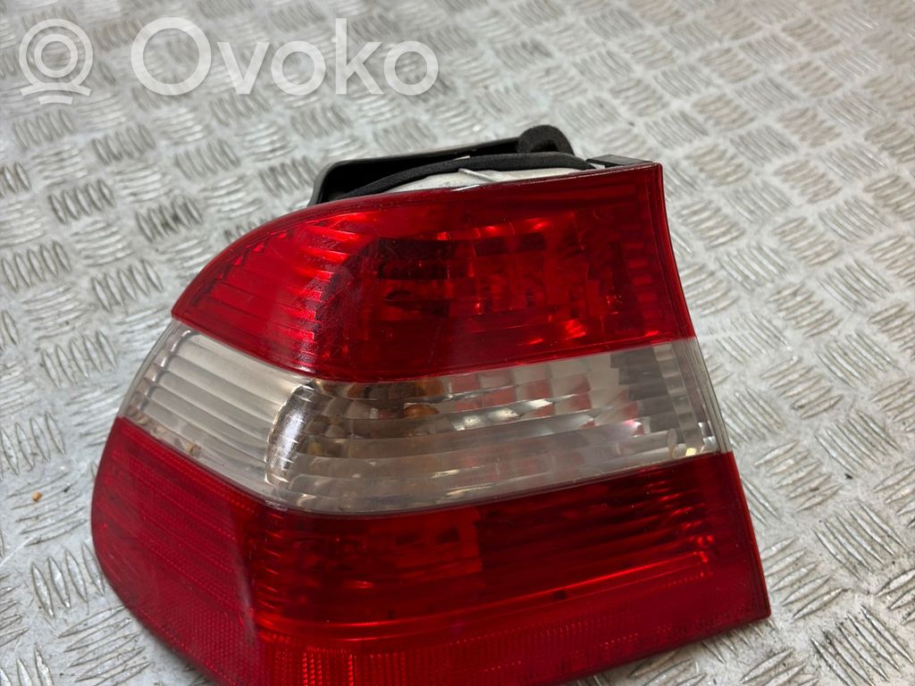 Rear/tail lights   388021L1