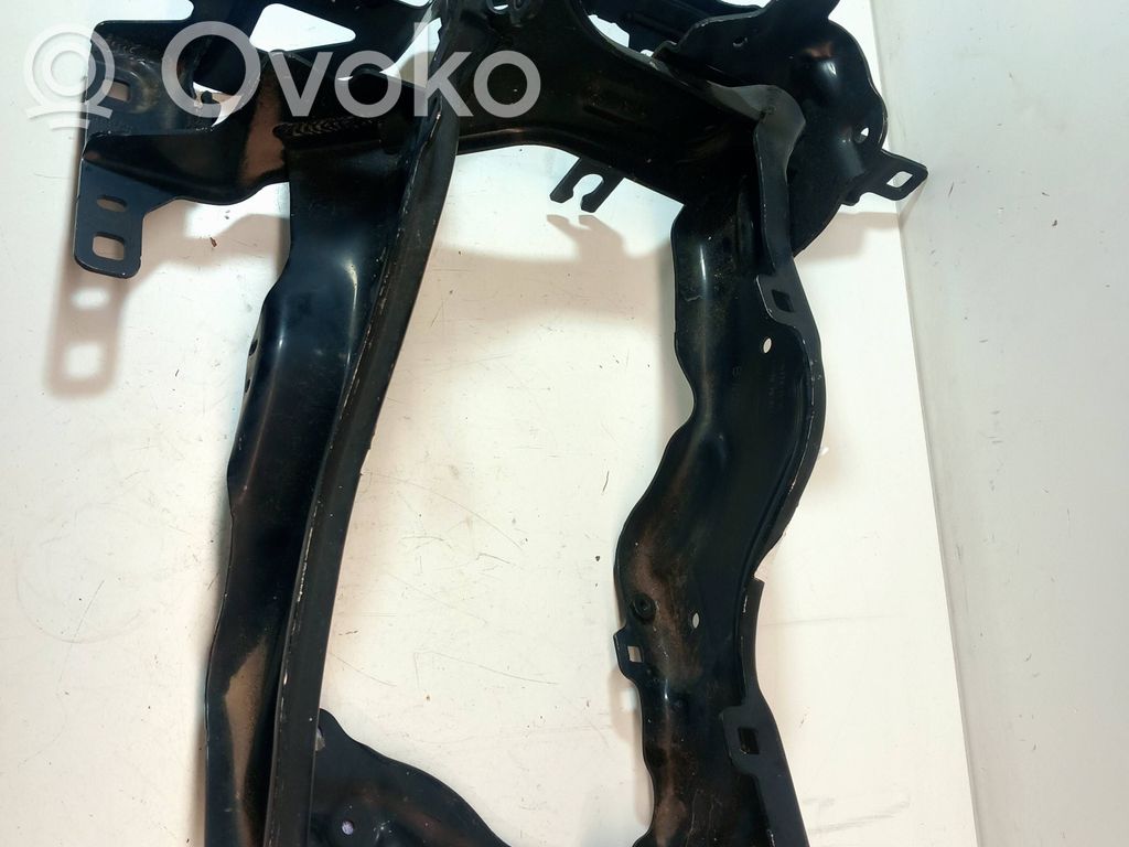 BMW 7 F01 F02 F03 F04 Pannello di fondo di supporto del radiatore 