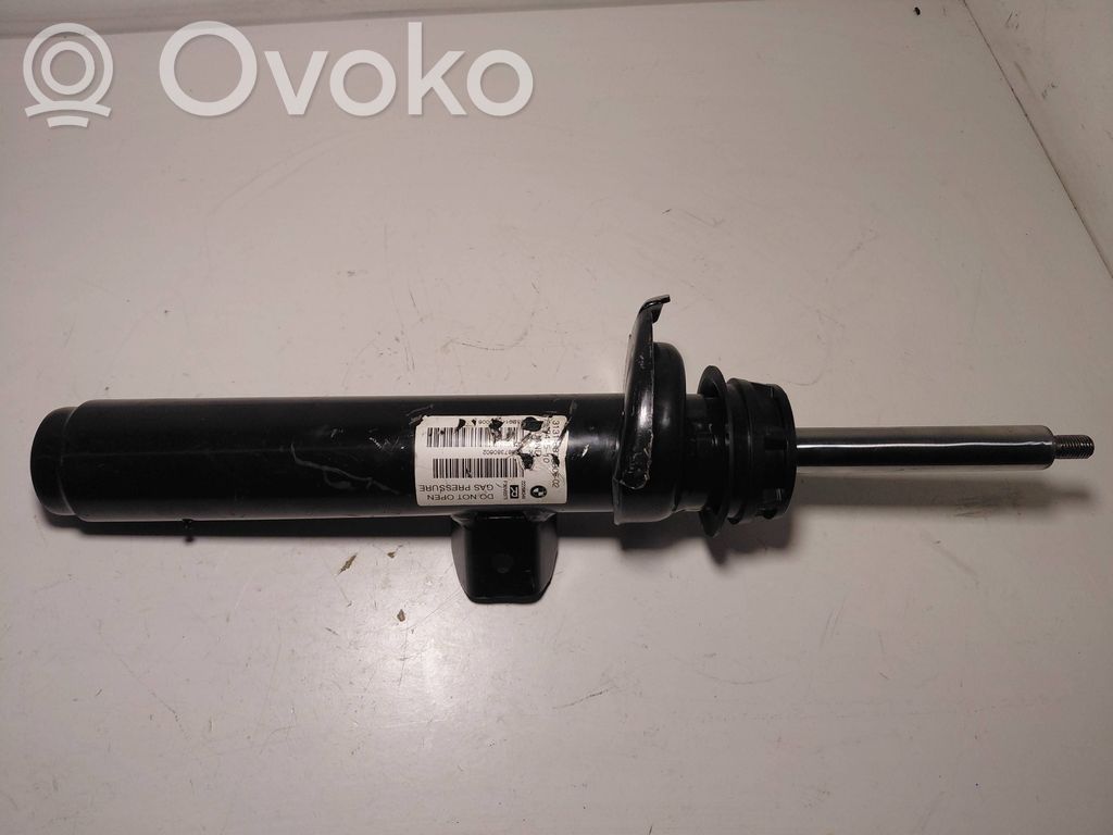 BMW 3 F30 F35 F31 Priekšpusē amortizators 