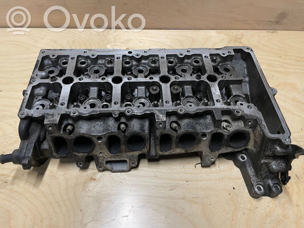 BMW X3 E83 Engine head 