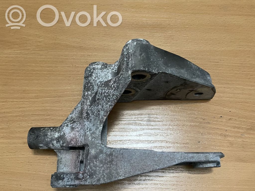 Opel Antara Gearbox mounting bracket 