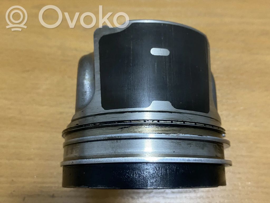 Ford Transit Piston 