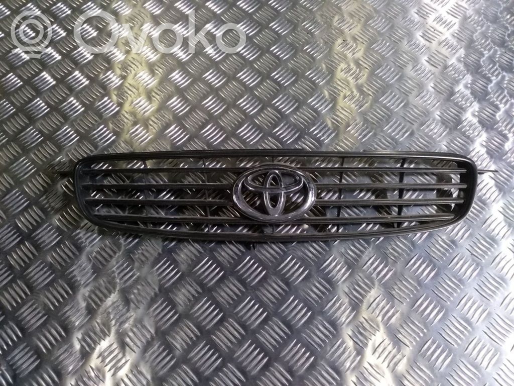 Toyota Corolla E120 E130 Etusäleikkö 