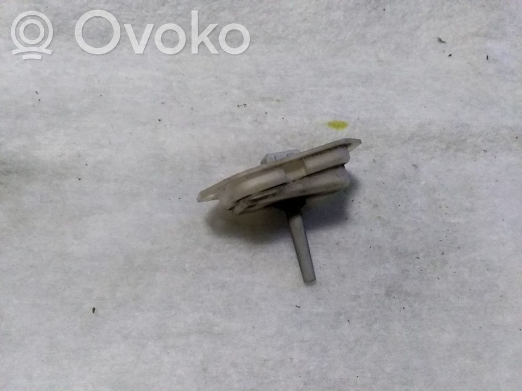 Interior temperature sensor   4A0819365