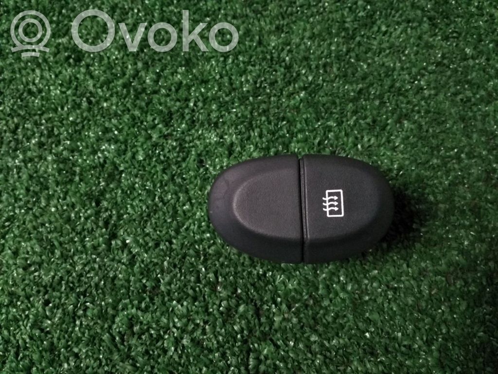 Renault Megane I Windscreen/window heater switch 