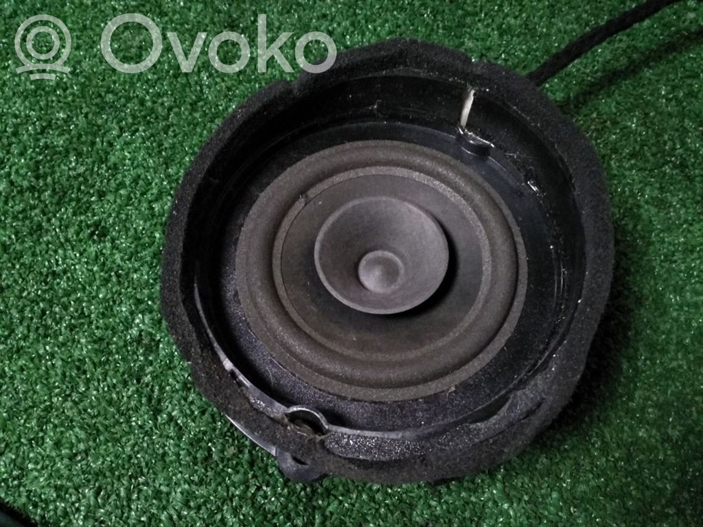 Mercedes-Benz E W210 Rear door speaker 