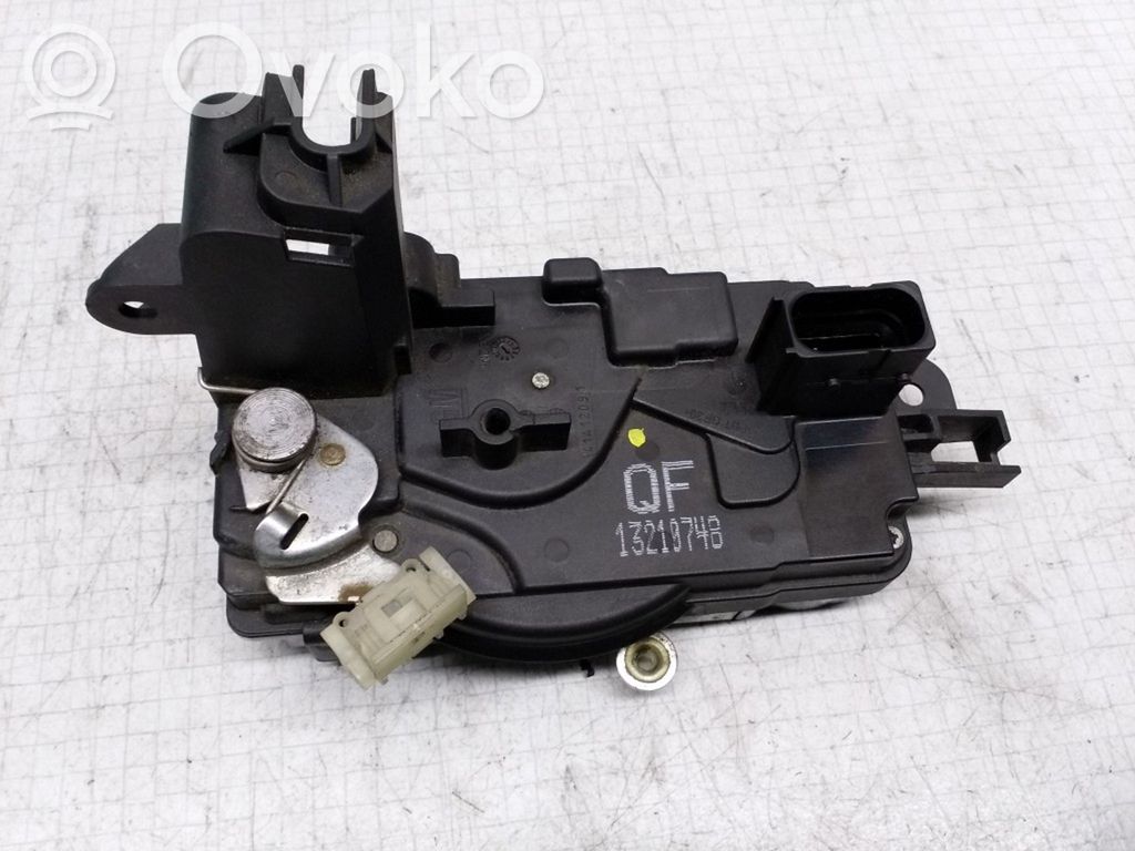Opel Astra H Etuoven lukko 