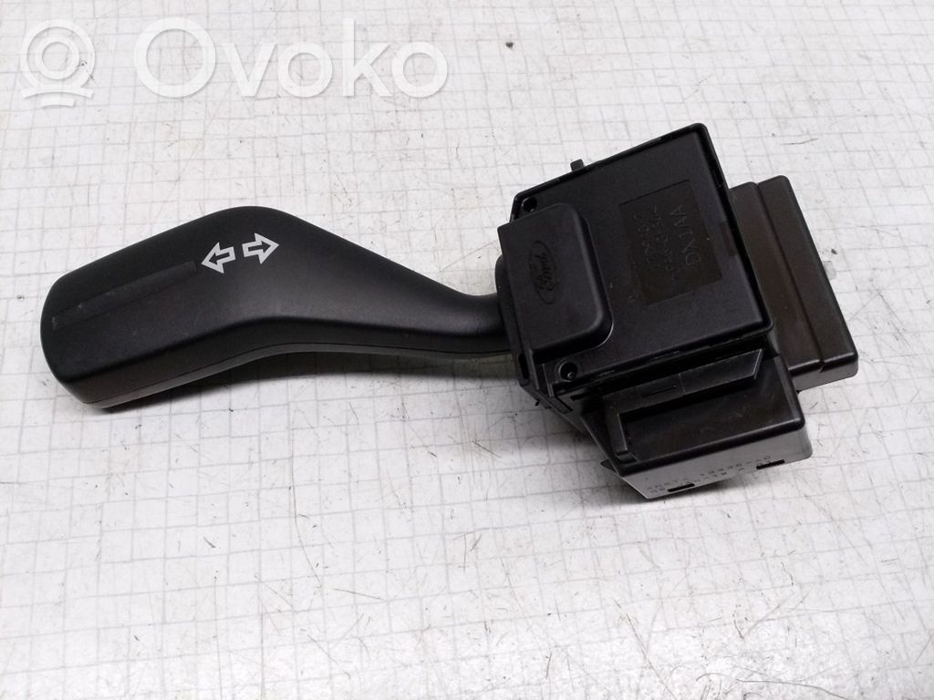 Ford Focus C-MAX Pagrieziena signālu / lukturu sviria 