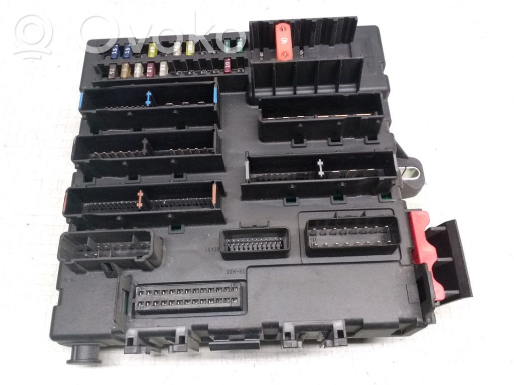Opel Vectra C Módulo de fusible 