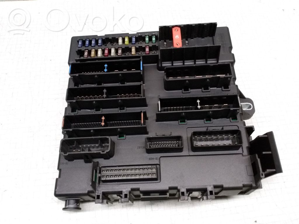 Opel Vectra C Fuse module 