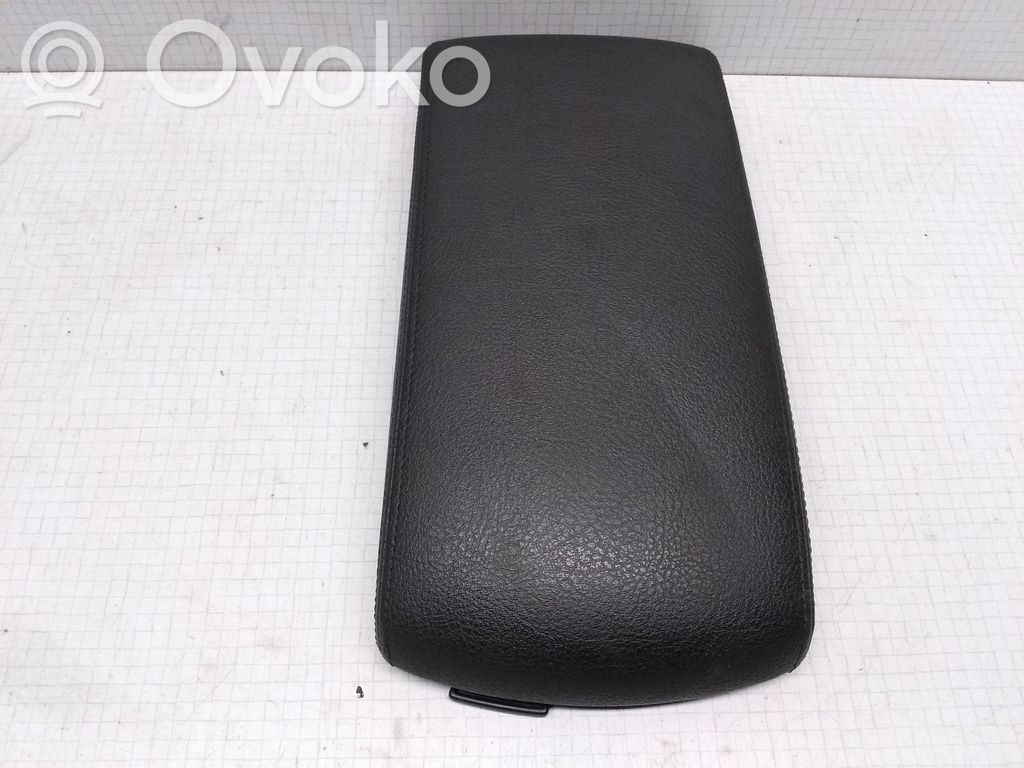 Peugeot 407 Armrest 