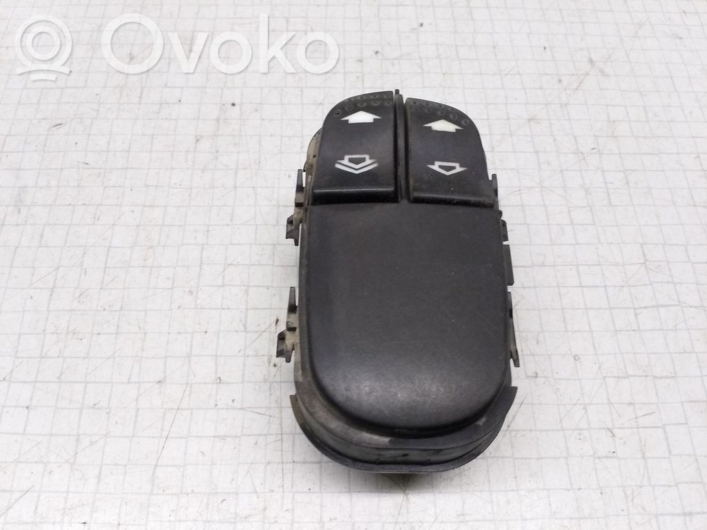 Electric window control switch   PMYS4T14529AA,03162310