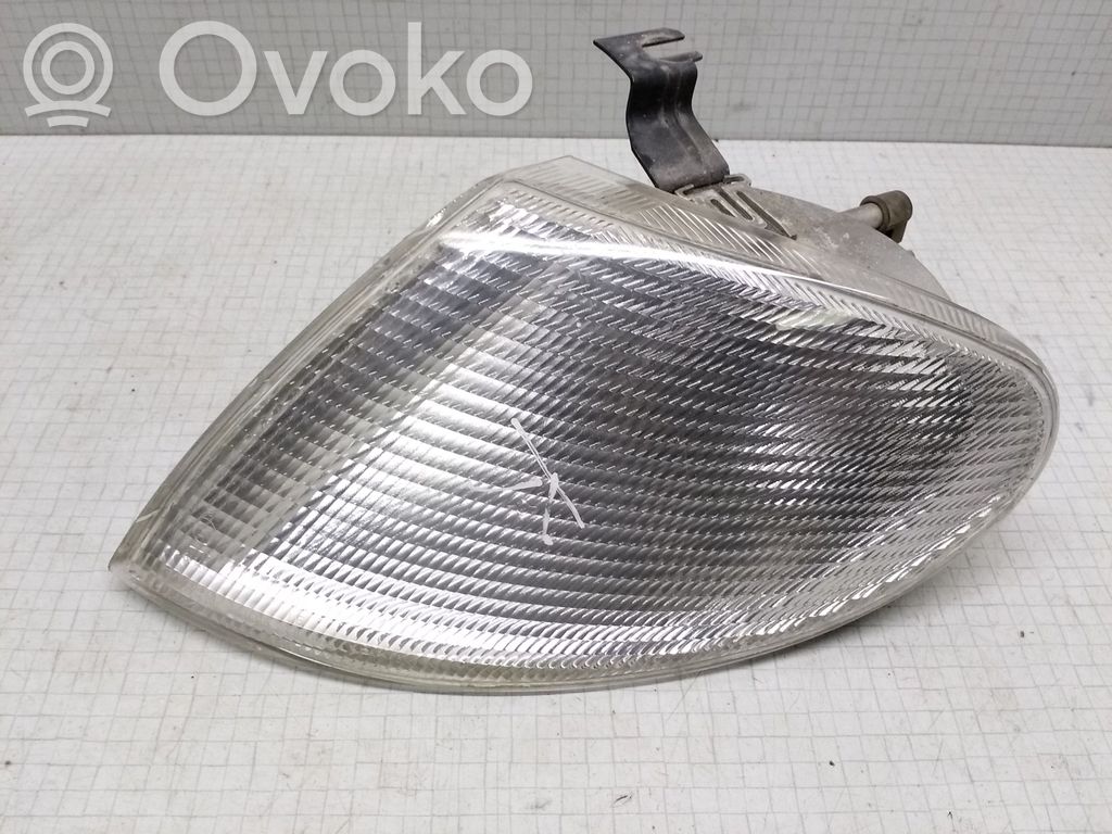 Volkswagen Sharan Front indicator light 
