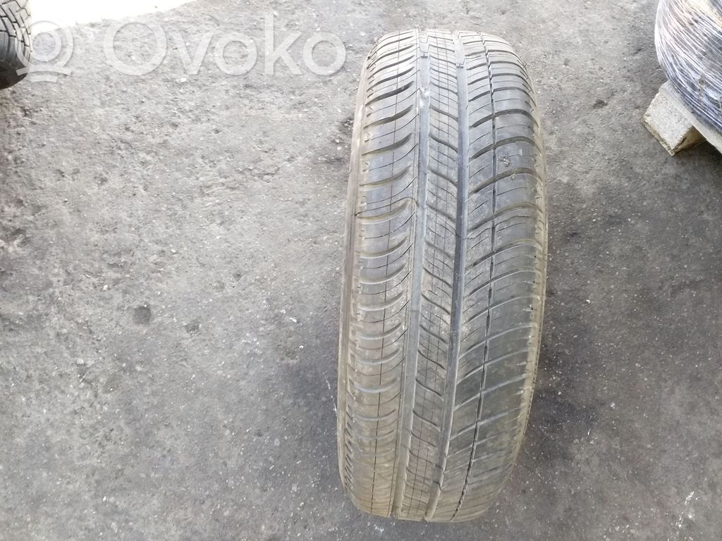 Volkswagen Golf III Opony letnie R14 