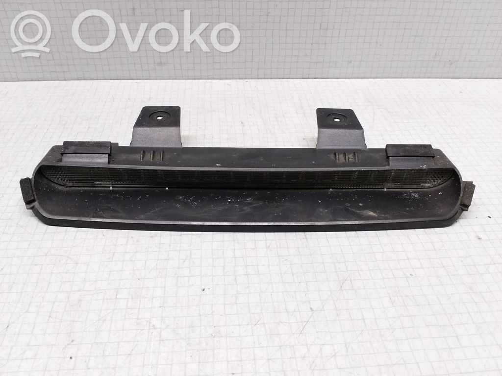 Volvo S40, V40 Third/center stoplight 