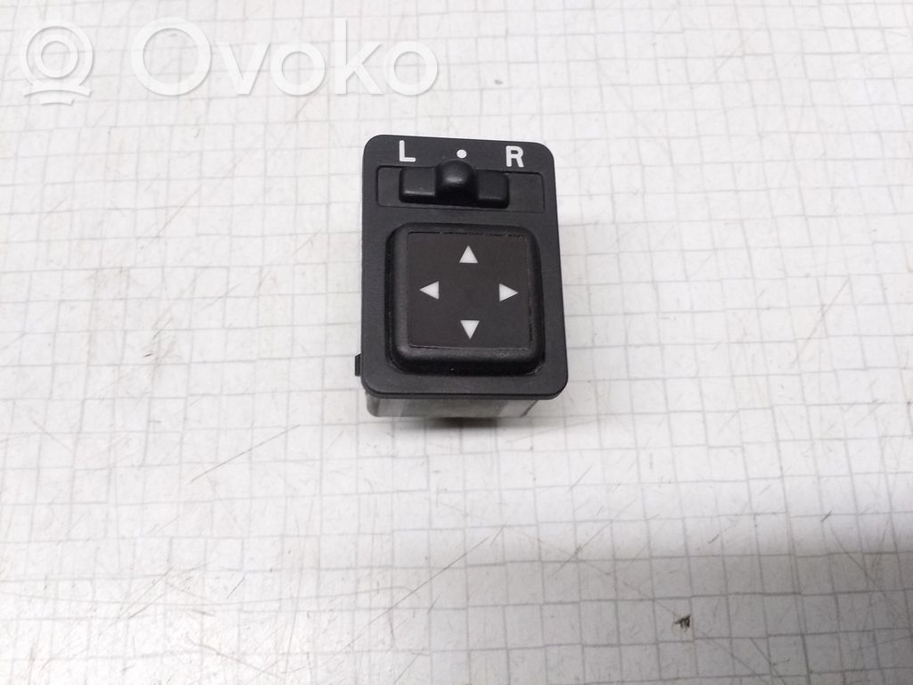 Mitsubishi Carisma Wing mirror switch 