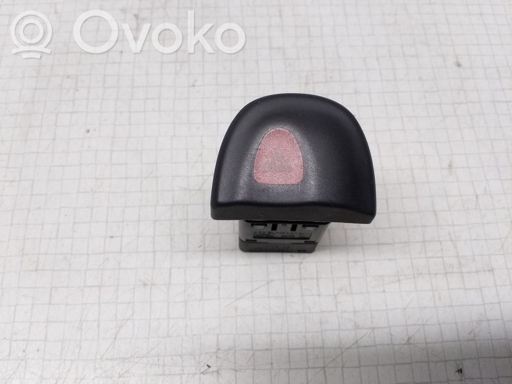 Renault Megane I Hazard light switch 