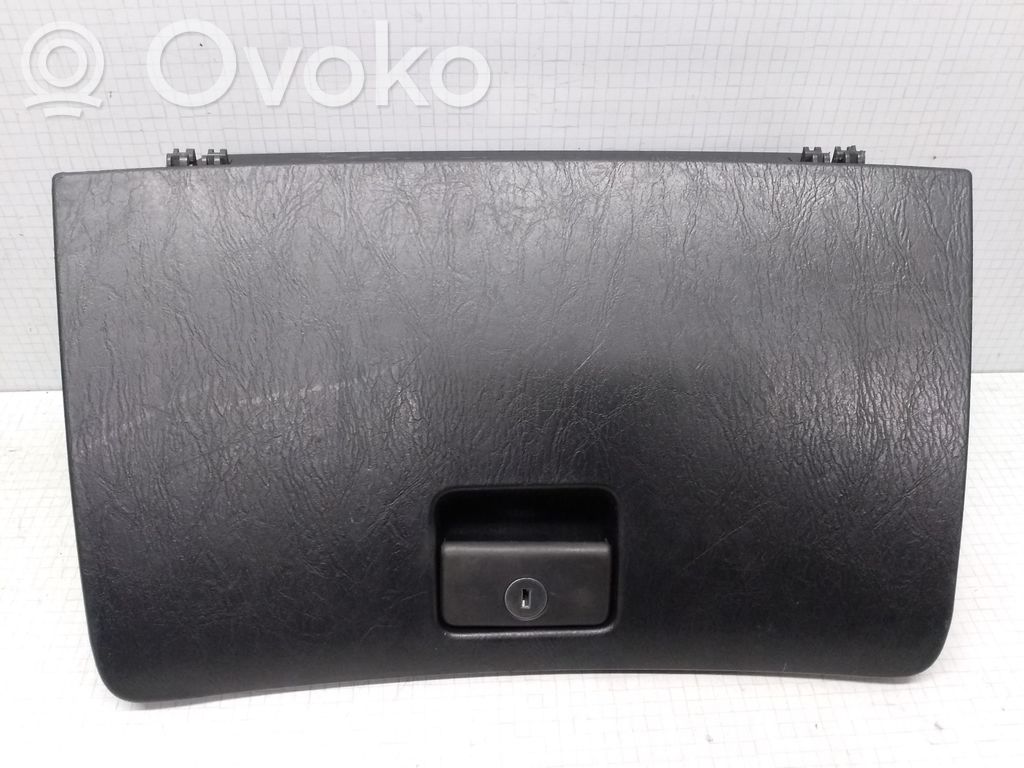 Toyota Corolla E120 E130 Deckel Klappe Handschuhfach 