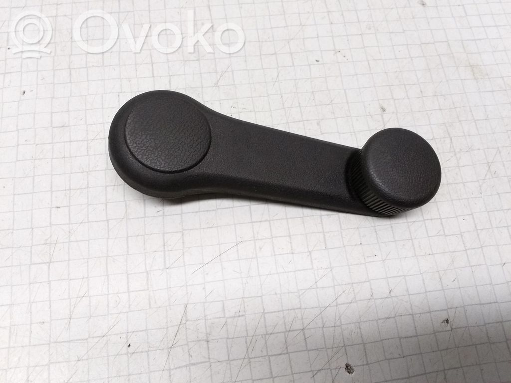 KIA Ceed Moldura del elevalunas de la puerta trasera 