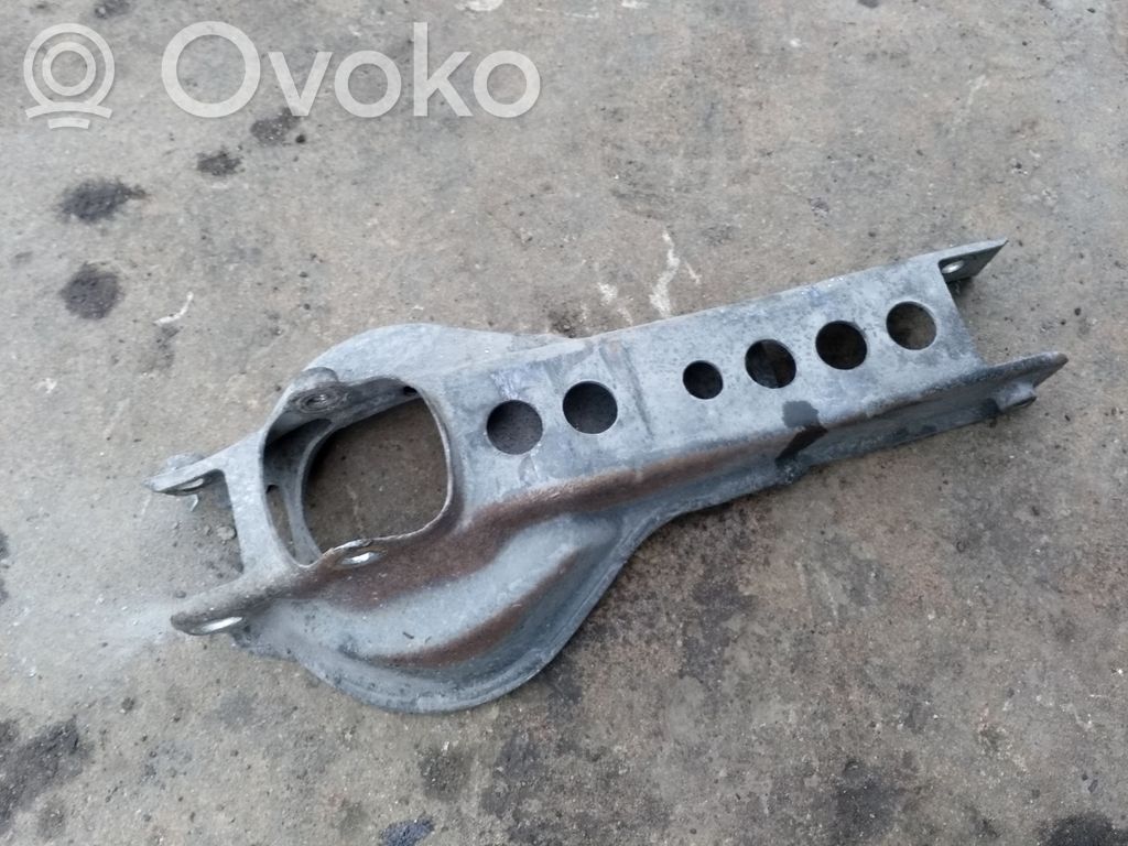 Rear upper control arm/wishbone