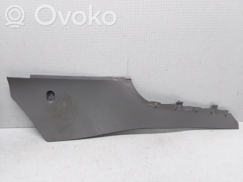 Volkswagen Golf V Other sill/pillar trim element 