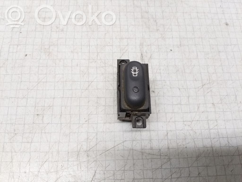 Renault Laguna I Central locking switch button 
