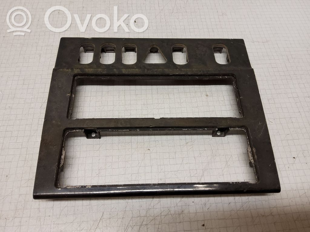 Mercedes-Benz E W210 Panneau de garniture console centrale 