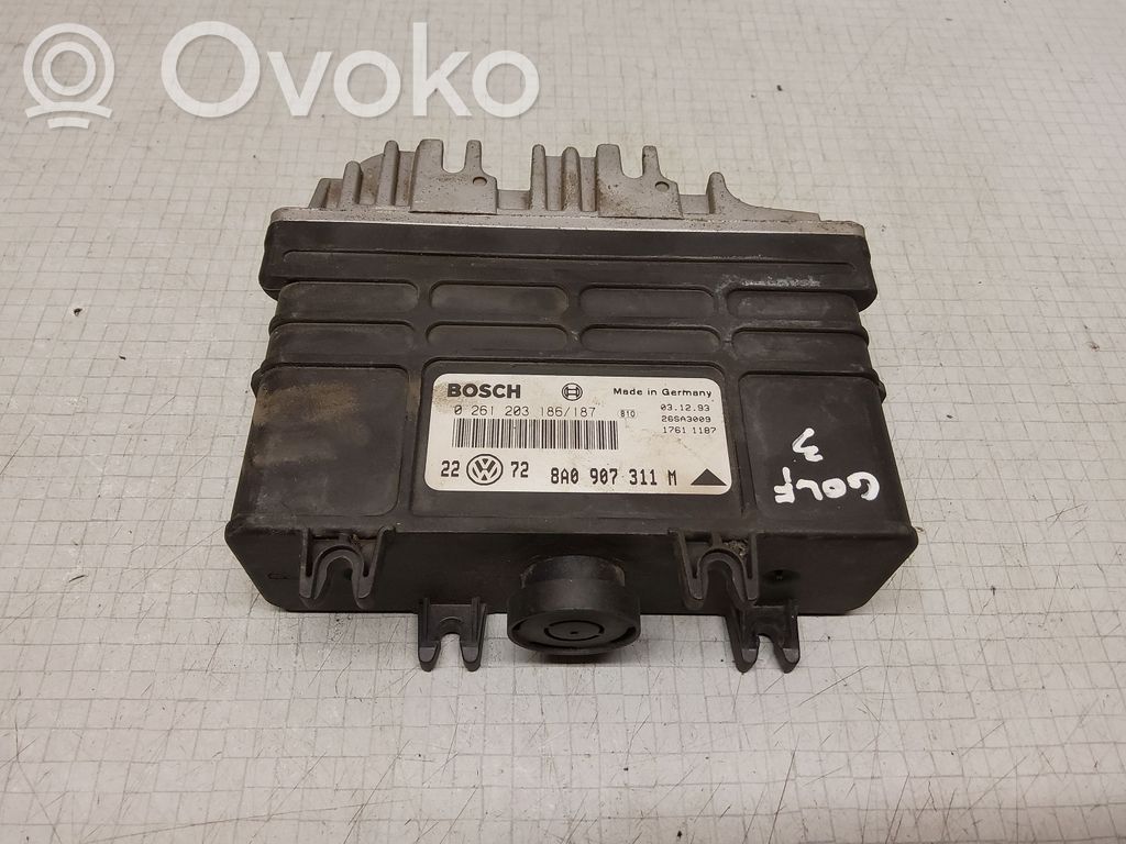 Volkswagen Golf III Engine control unit/module 