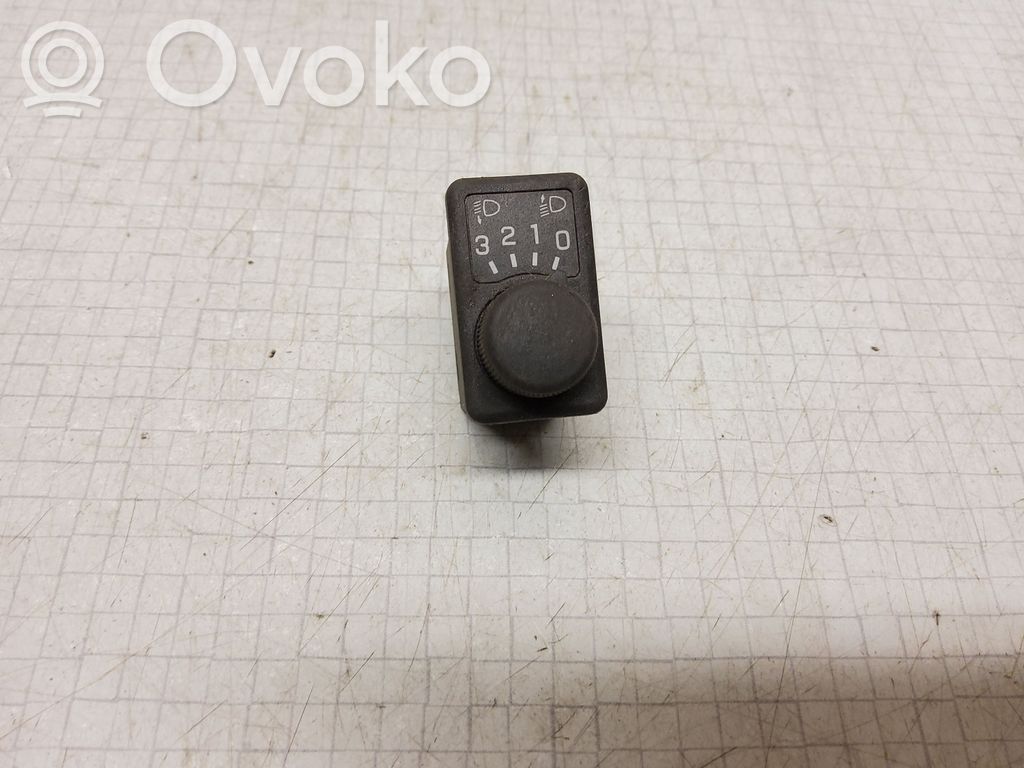 Nissan Almera N16 Žibintų aukščio reguliavimo jungtukas 
