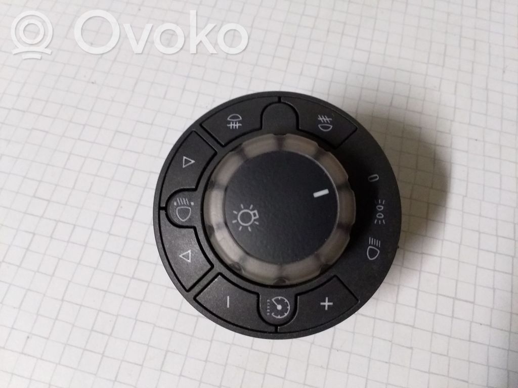 Opel Corsa D Lukturu slēdzis 