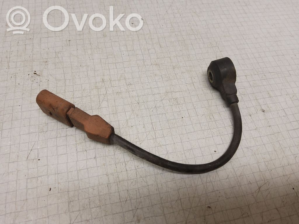 Volkswagen Golf IV Sensor de petardeo del motor 