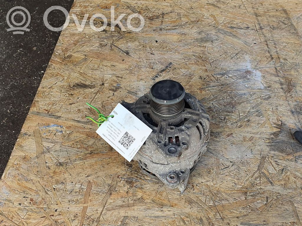 Volkswagen PASSAT B6 Alternator 