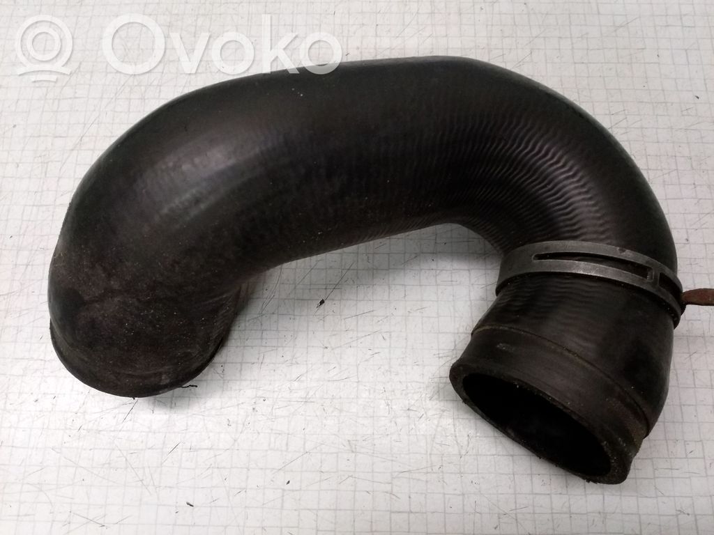 Volkswagen Transporter - Caravelle T4 Intercooler hose/pipe 