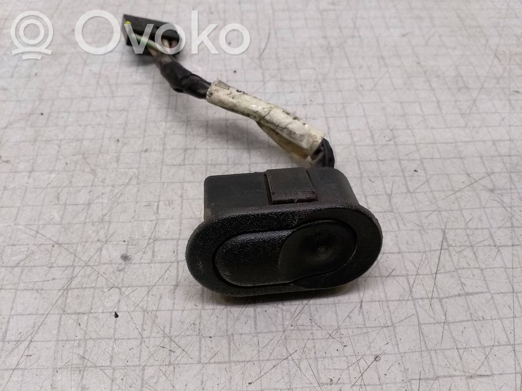 Opel Vectra B Electric window control switch 