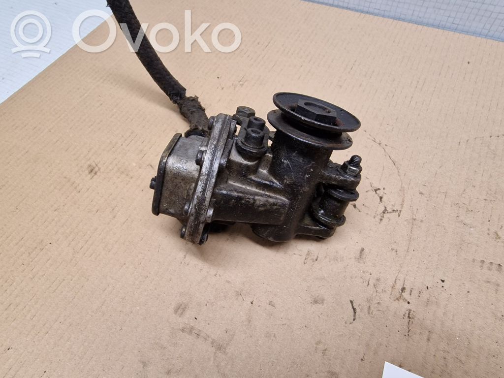 Vacuum pump