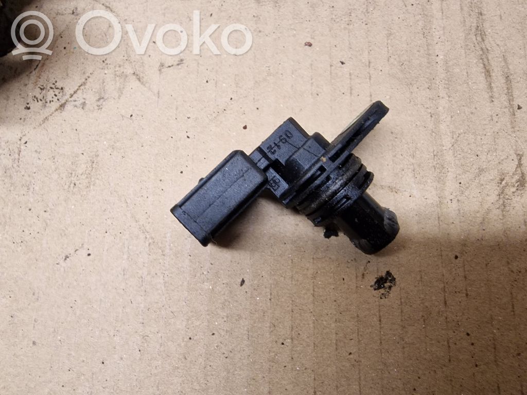 Volkswagen Golf IV Crankshaft speed sensor 