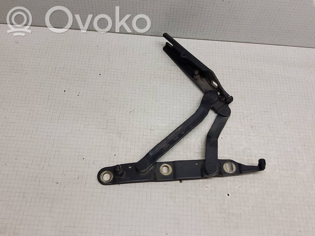 Saab 9-5 Tailgate/trunk/boot hinge 