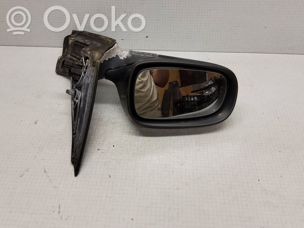 Saab 9-5 Elektryczne lusterko boczne drzwi przednich 