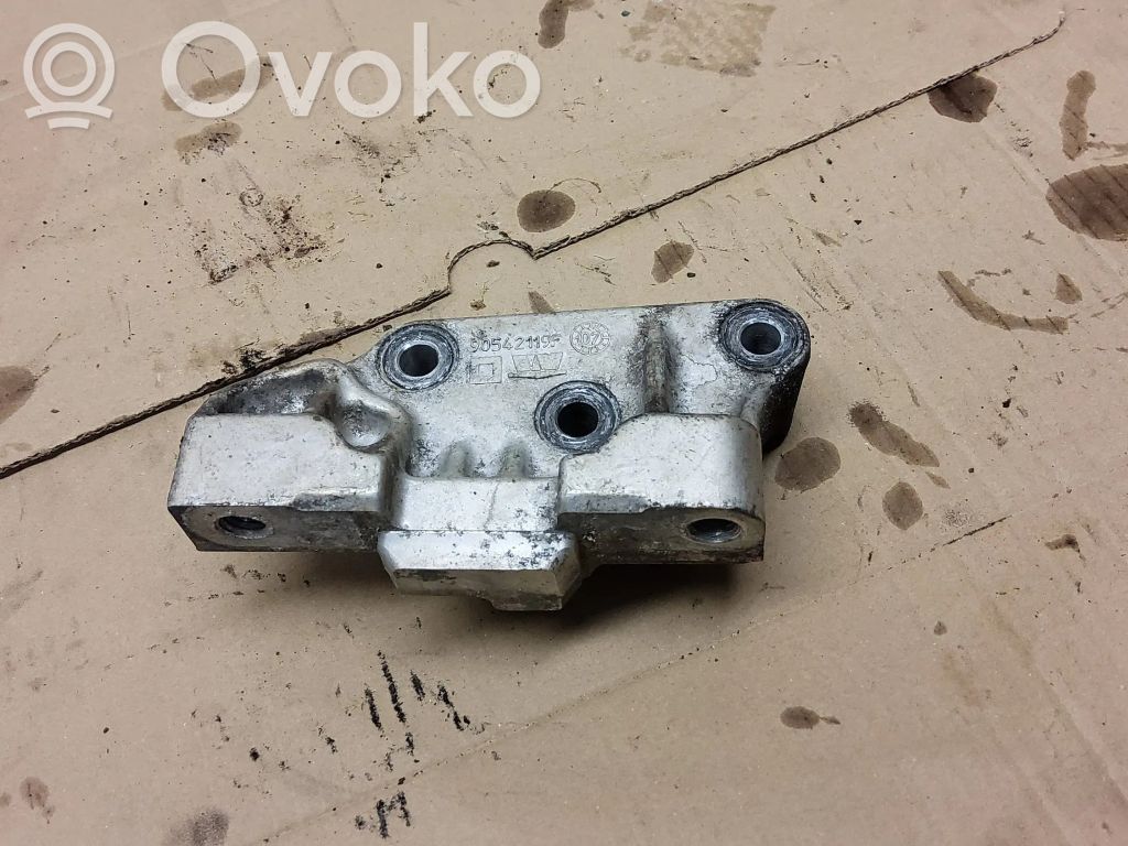 Engine mounting bracket   90542119F
