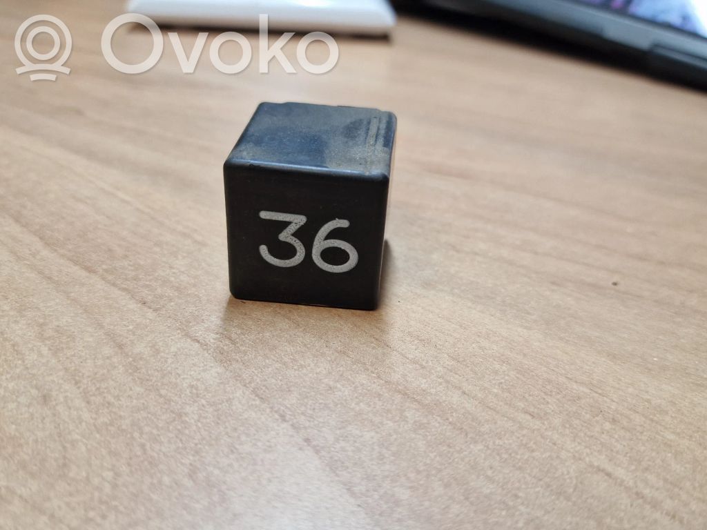 Volkswagen Golf III Other relay 