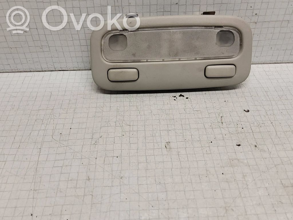 Toyota Corolla E120 E130 Priekšējo vietu apgaismojums 