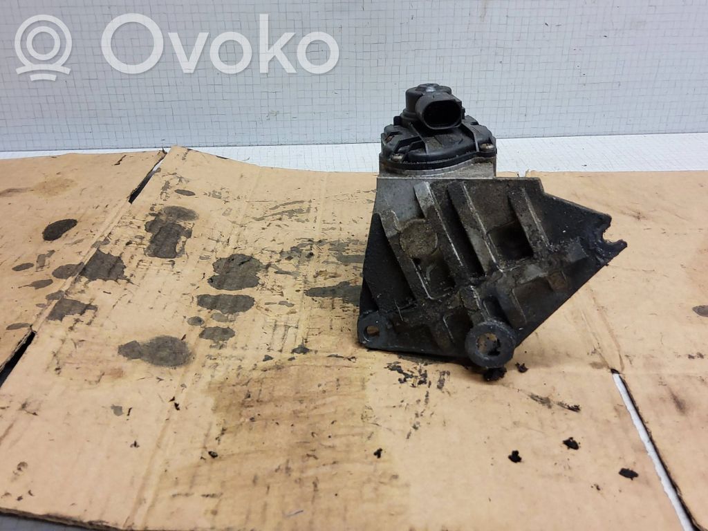 Volkswagen PASSAT B6 Zawór EGR 