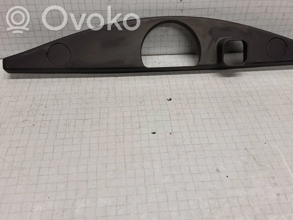 BMW 3 E46 Tailgate trim 