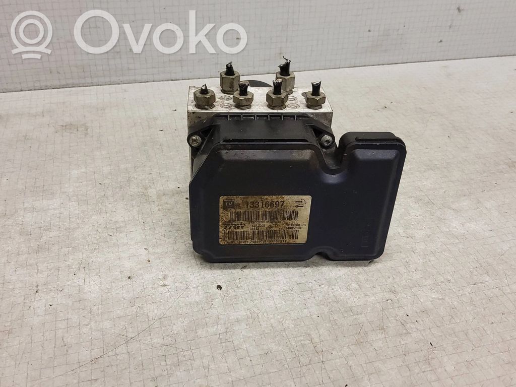 Opel Insignia A ABS bloks 
