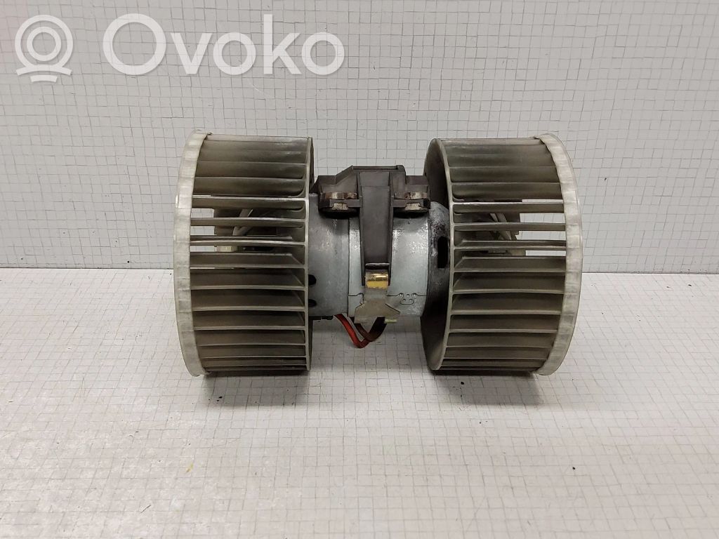 BMW X3 E83 Mazā radiatora ventilators 