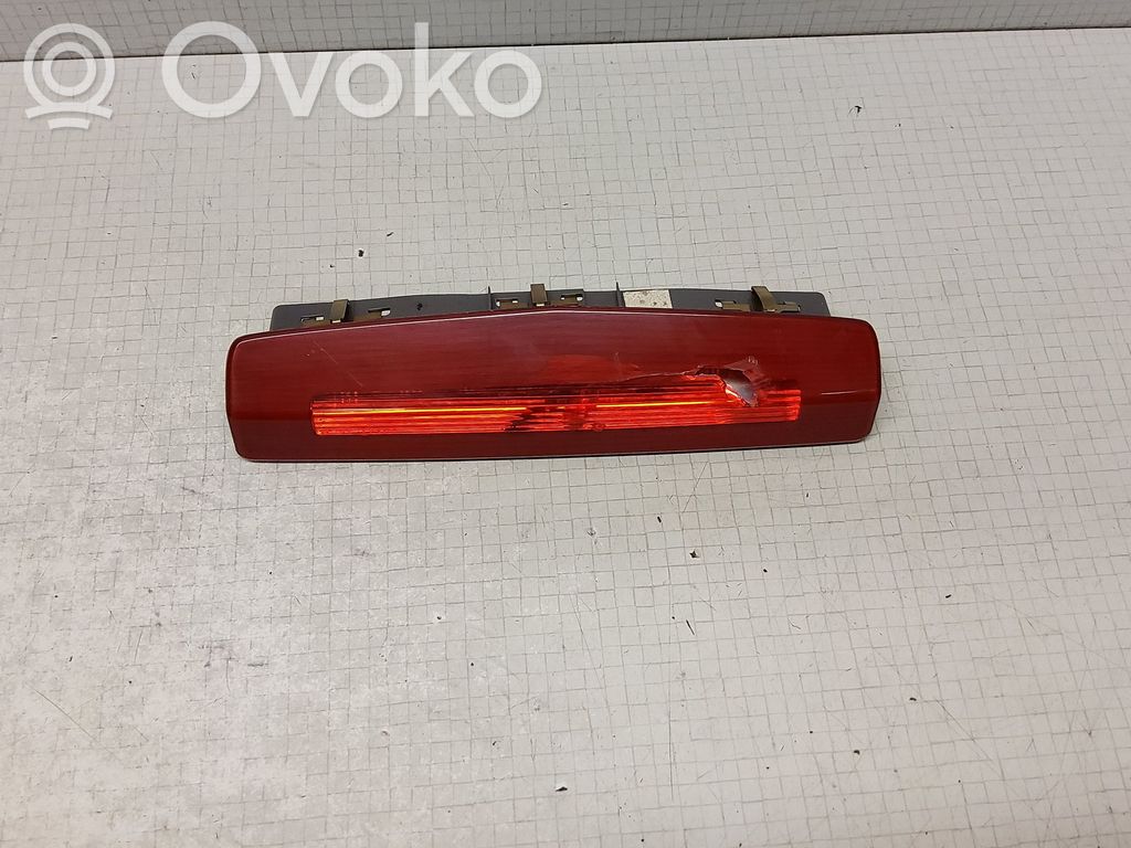 Opel Astra H Trzecie światło stop 