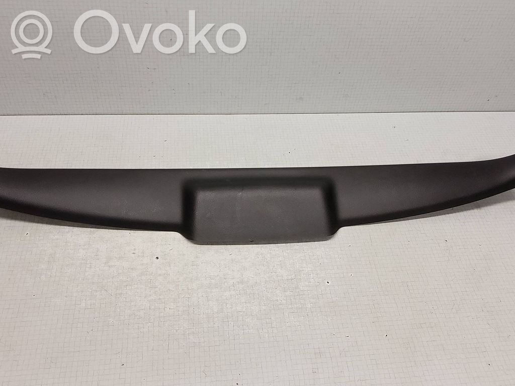 Toyota Verso Tailgate trim 